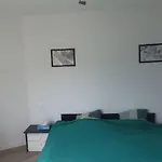 Grande Maison Familiale Avec Piscine Couverte Chauffee A 15 Min Du Centre De Nantes בית נופש *