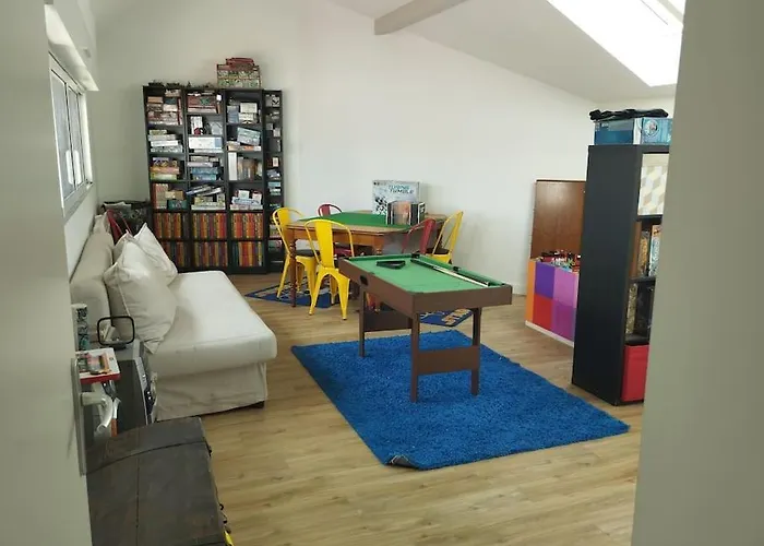 Grande Maison Familiale Avec Piscine Couverte Chauffee A 15 Min Du Centre De Nantes *
